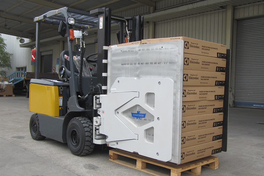 1496709606136548.jpg 紙箱夾1a.jpg